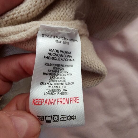 Life is Good Snow Day Knit Hoodie Women’s Large – Beige Winter Graphic Sweater - Picture 5 of 7